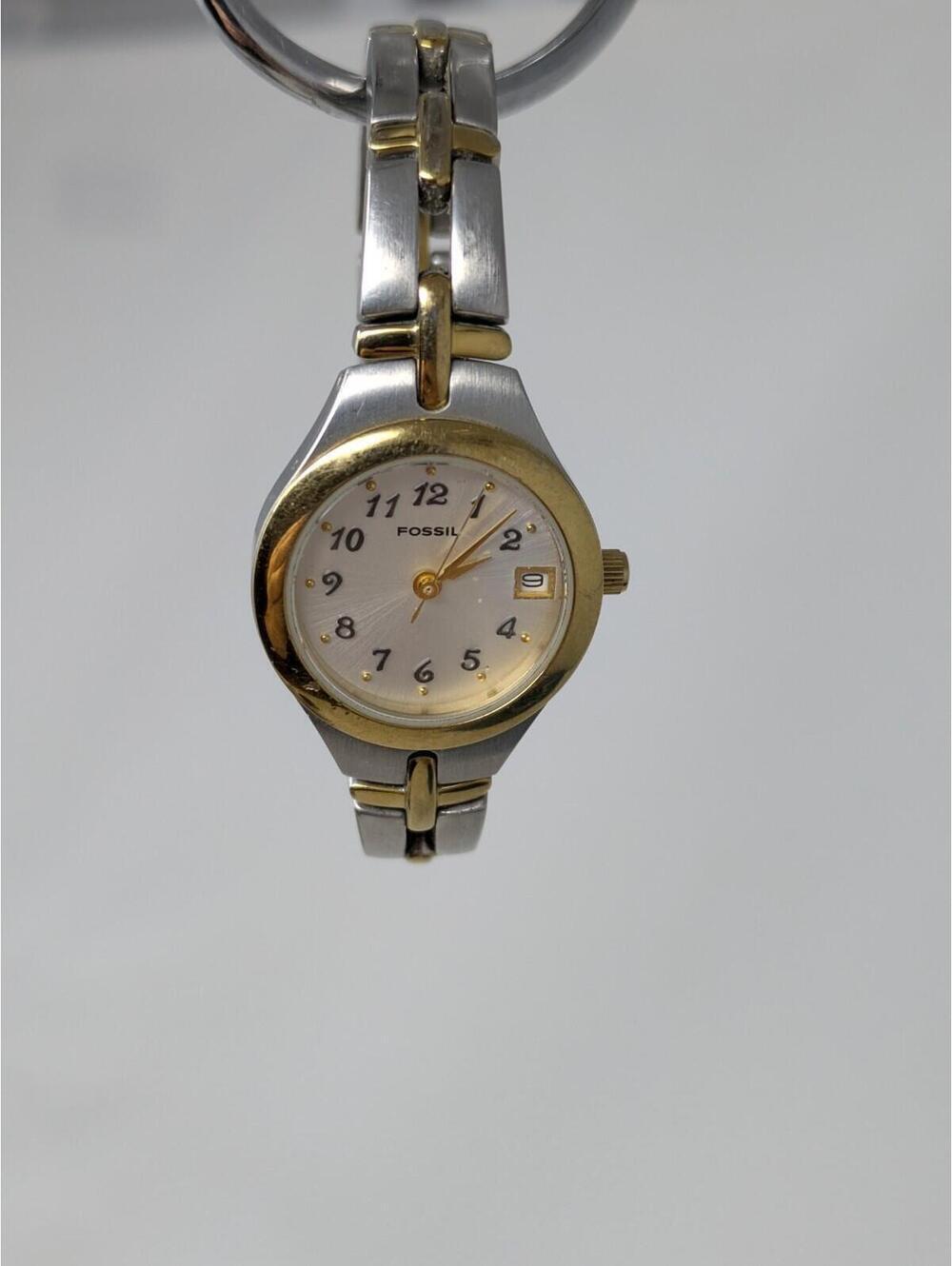 Fossil F2 ES-9439 Silver Tone Women's Analog Watch-Needs Battery